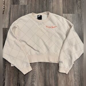 Nike Sportswear Cropped Crewneck Sweatshirt Cream Embroidered Logo Women's small